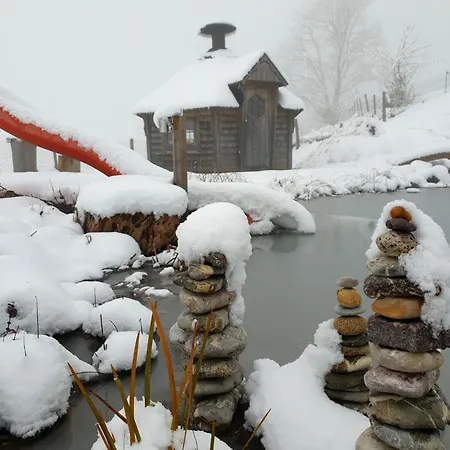 Bioferienhof Brueckler Фермерский дом Laussa