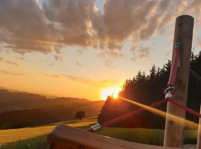 Bioferienhof Brueckler * Laussa